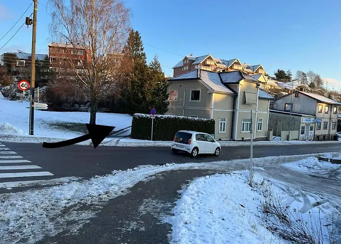 Dammyr, Close To With Parking